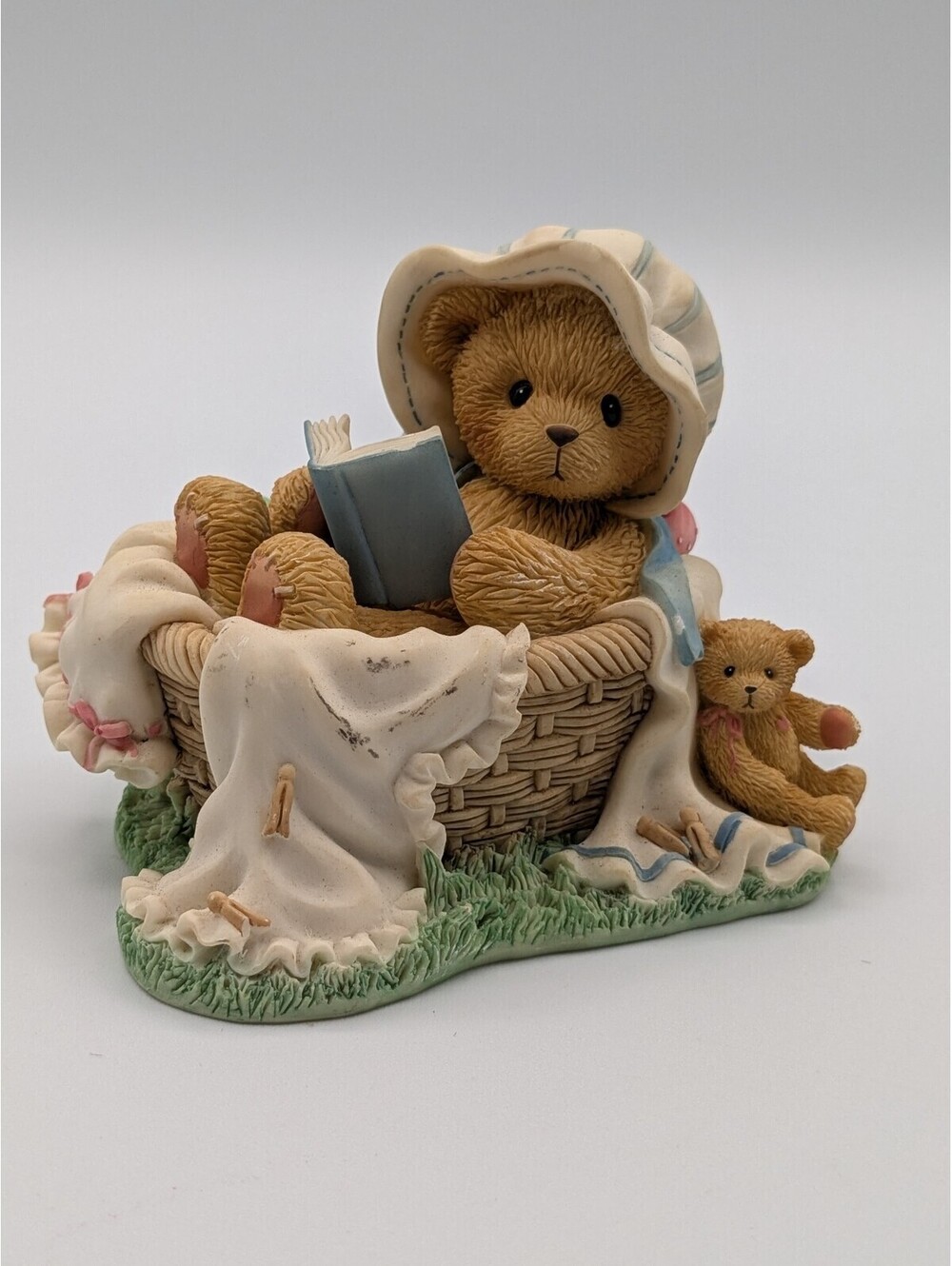 Cherished Teddies Alexis (681113) 2000 Curling Up With A Good Book